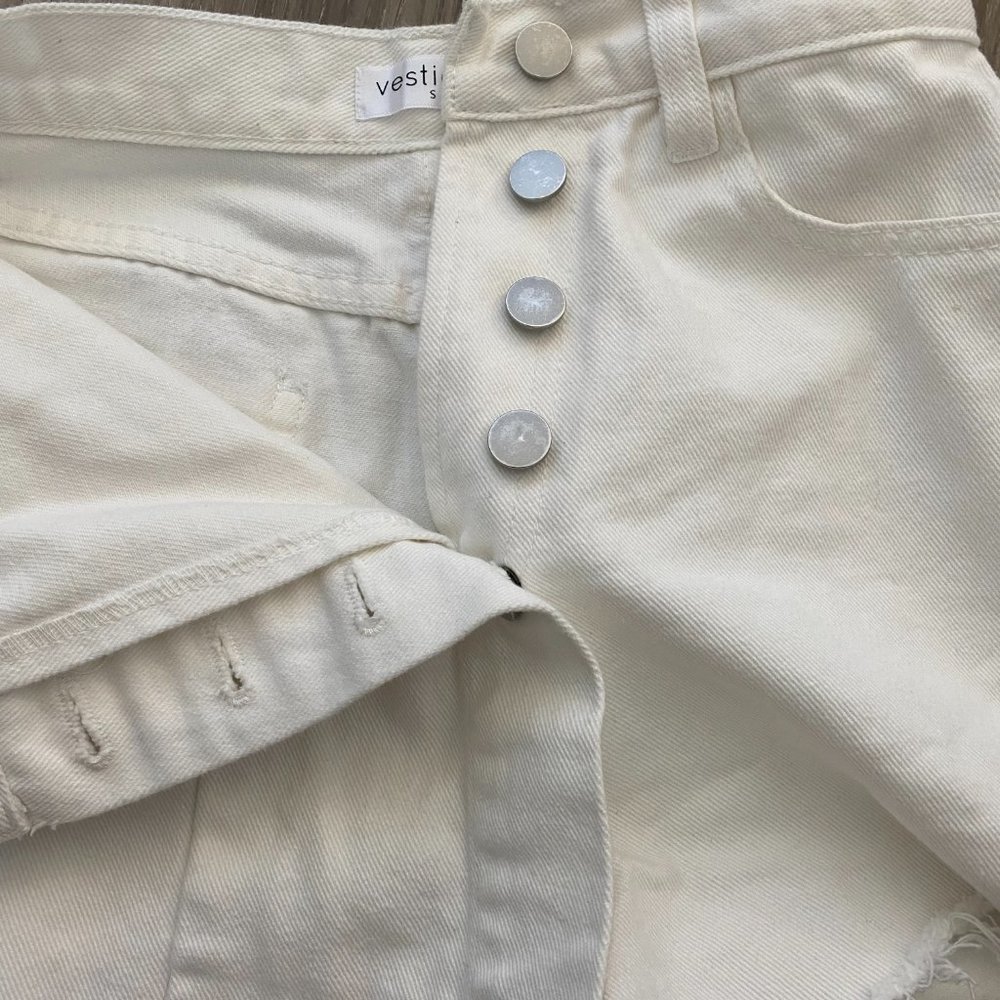 Vestique White denim skort - Picture 4 of 7